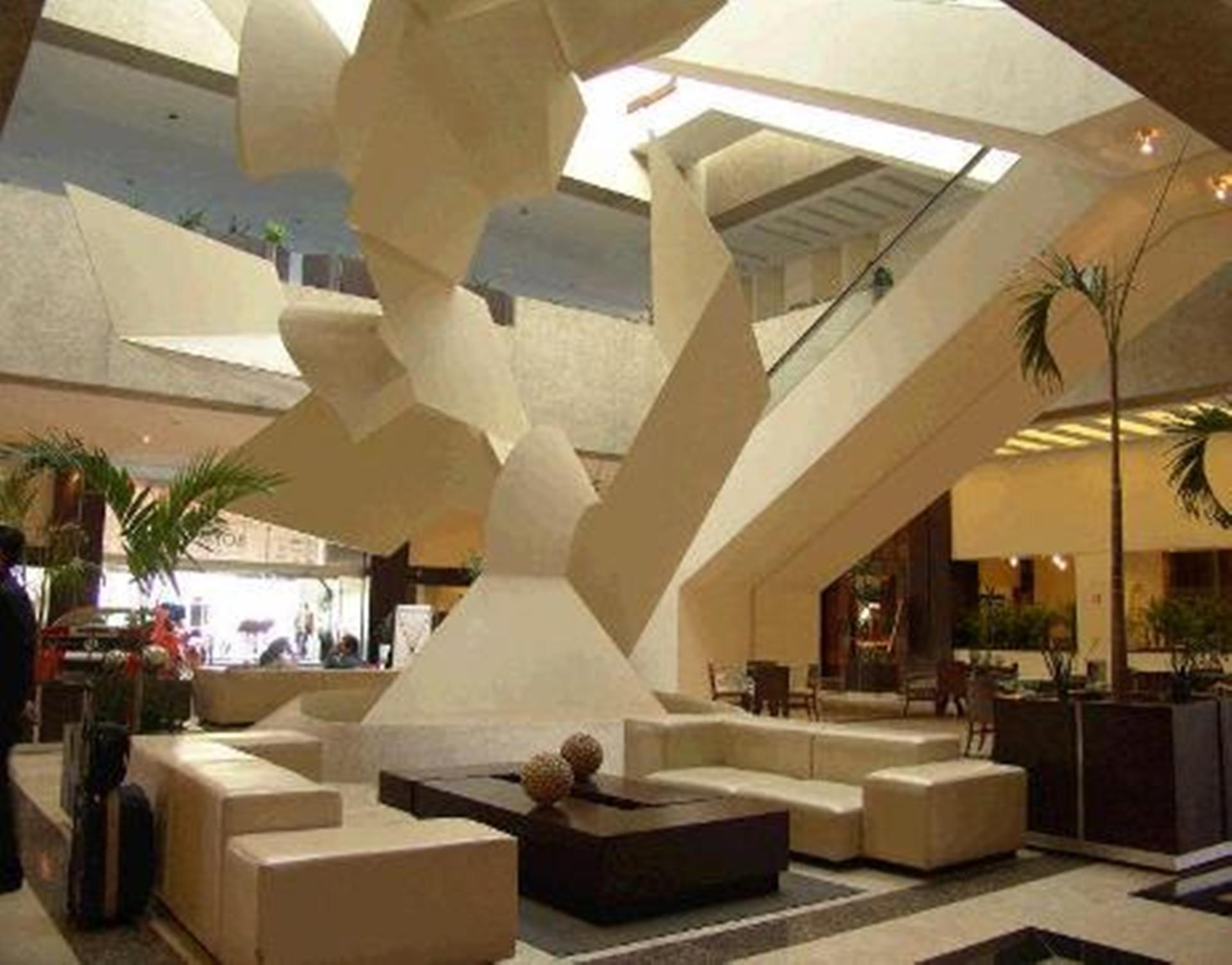 Hotel Royal Pedregal Mexiko-Stadt Exterior foto The lobby of the hotel