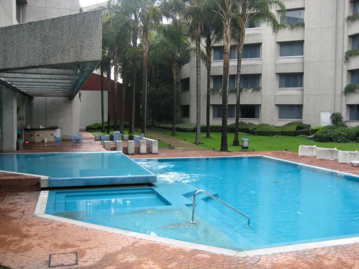 Hotel Royal Pedregal Mexiko-Stadt Exterior foto Swimming pool